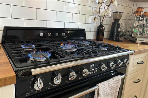 how.to know.if my.stove has a gas leak